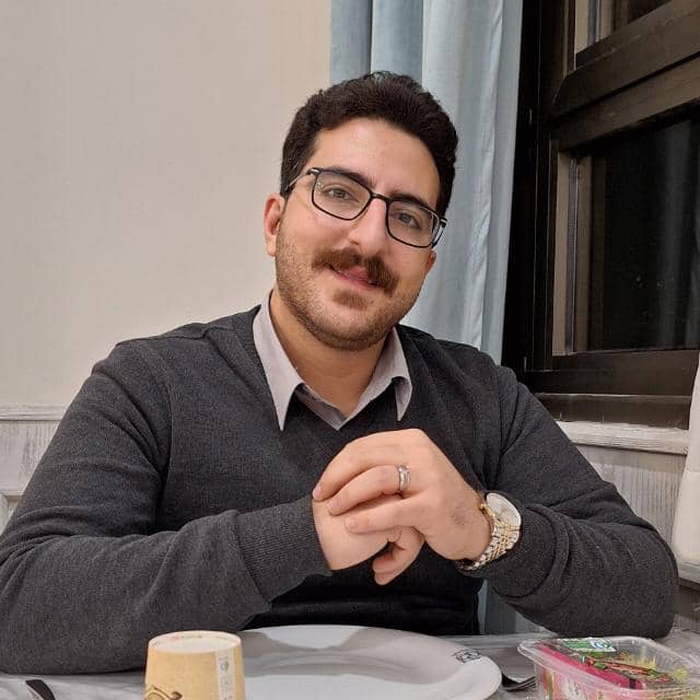 پوریا ذوالفقاریان