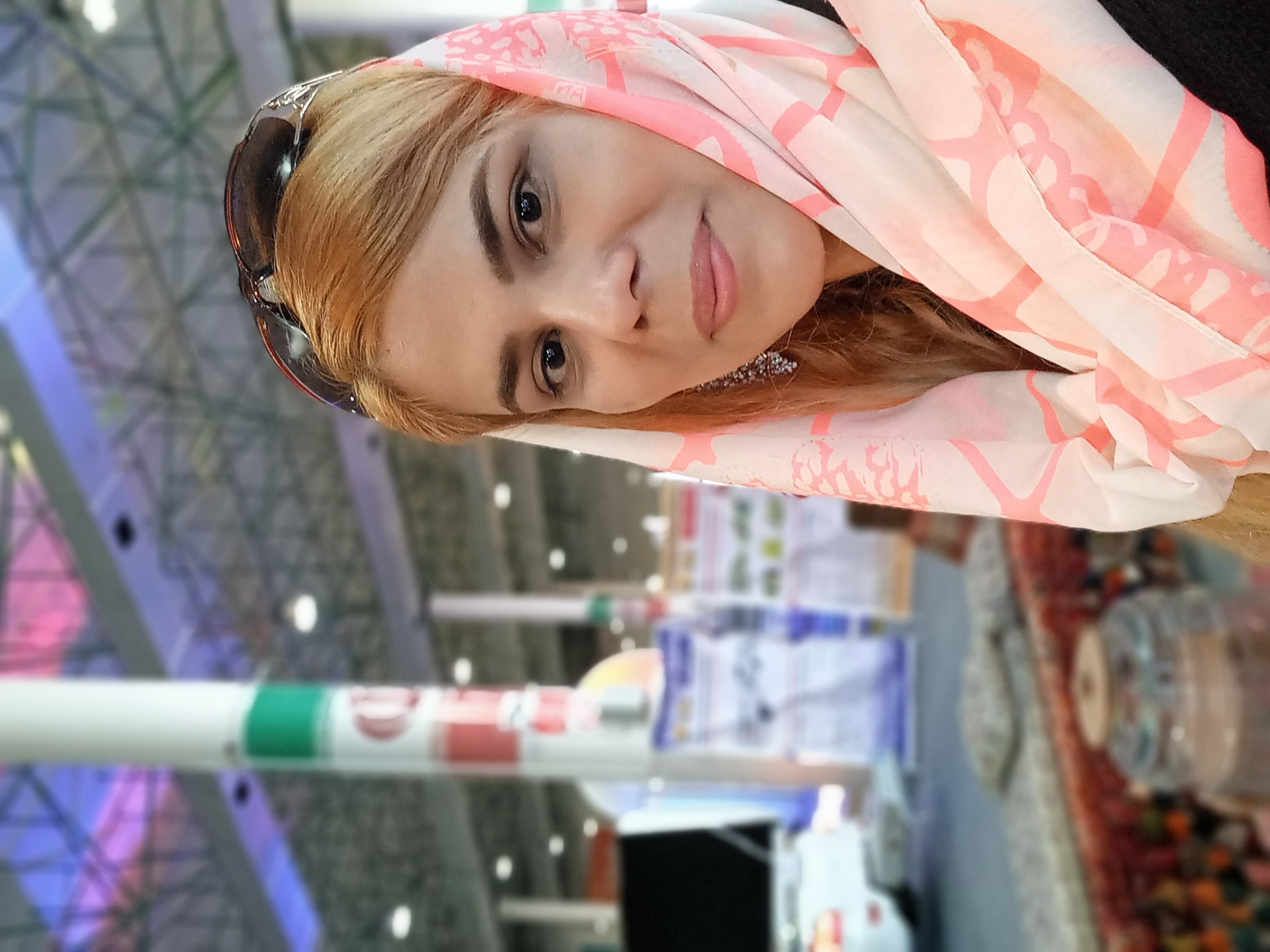 کاربرparvaneh مهماEstkhdamiن